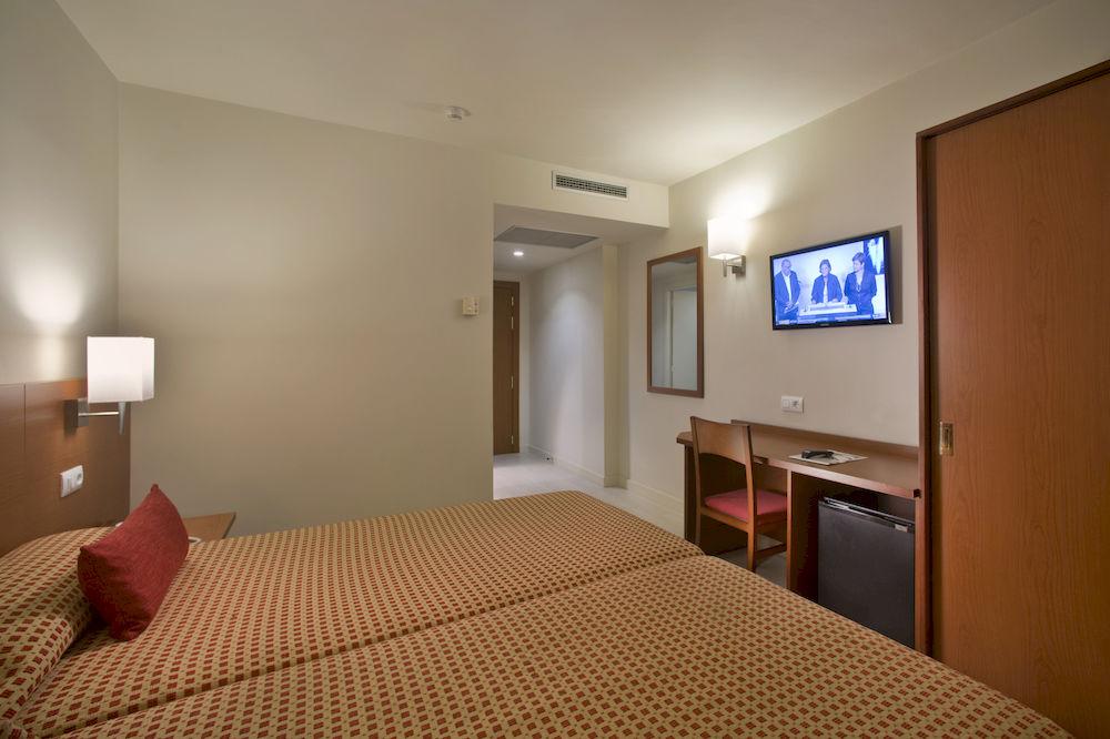 Hotel Mediterraneo โรเซส ภายนอก รูปภาพ
