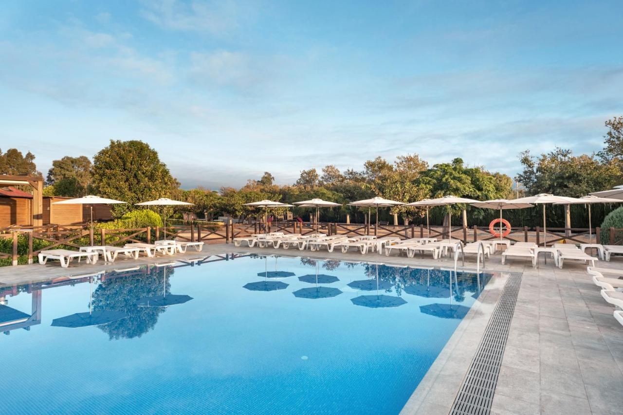 Hotel Mediterraneo โรเซส ภายนอก รูปภาพ