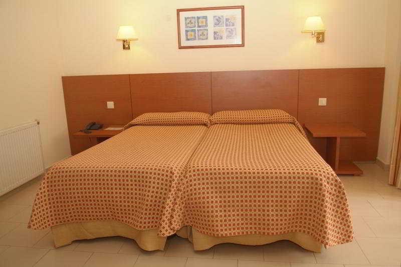 Hotel Mediterraneo โรเซส ภายนอก รูปภาพ